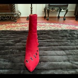 PENNY LOVES KENNY 👠👠 VELVET BOOTIE LIKE NEW👠👠!